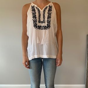 White and blue embroidered top